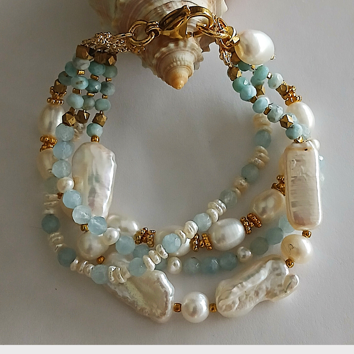 Armband - Aquamarin - Perlen - 4 Reihen
